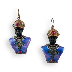 Pair of moor bust earrings in partially gilded sterling silver