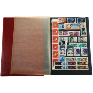 USSR Stamp Album, 1962–1984—Space, Postal Service. Unused. Total: approximately 400 stamps (254)