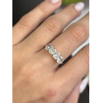Gold ring with 4 lab-grown diamonds totaling 2.29 ct, Very Very Fine (VVS) clarity