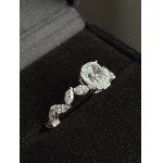 Ring with 2.07 ct lab-grown diamonds, Very Very Slightly Included (VVS) clarity
