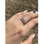 Ring, 2.41 ct, 3 lab-grown diamonds, Very Very Fine (VVS) clarity, HRD Antwerp certificate