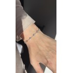 A one-of-a-kind bracelet with 3.94 ct lab-grown diamonds, very high clarity (VVS-VS), certified by HRD Antwerp.