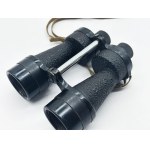 Binoculars for observing air raids