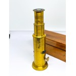 Microscope de terrain ancien en laiton dans son coffret, vers 1910