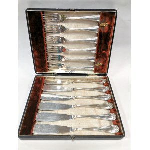 Ensemble de pêche argenté Walker &amp; Hall Ltd Sheffield dans son emballage d'origine