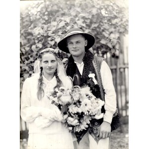 A highlander couple from the Skalny Podhale region, photograph 193-