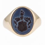 Signet ring bearing the Trestka coat of arms, first half of the 20th century