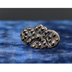 Subtle and elegant Czech jewelry by Jablonex - A brooch from the 1970s