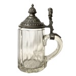 Chope en verre avec couvercle en étain, 1888