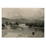 Mikuliczyn - Photograph by H. Poddębski. General view along the Prut River, 1934 (832)