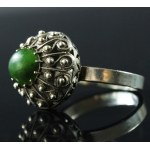 Wild Strawberry Ring with Jade, Warmet Resovia (105)