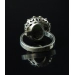 Wild Strawberry Ring with Jade, Warmet Resovia (105)