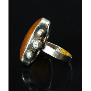 Amber ring, original design (106)