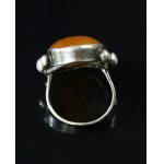 Amber ring, original design (106)
