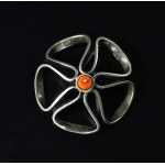 Flower-shaped brooch with coral, ORNO (108)