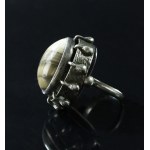 A chunky ring with gray agate, ORNO (147)