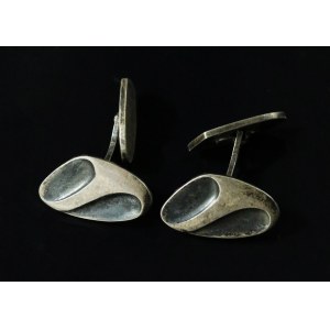 Cufflinks, Rytosztuka (166)