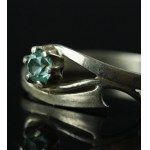 Ring mit blauem Zirkonia, Warmet Agat (177)