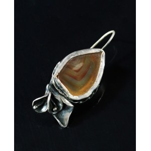 Agate brooch, original design (188)