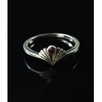 Ring with a red cubic zirconia, Warmet (212)
