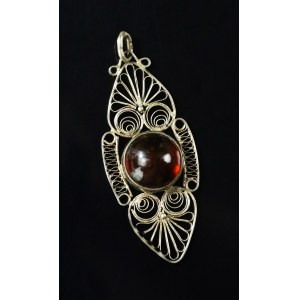 Pendentif en ambre, Imago Artis (213)