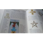 How to Read Symbols: The Language of Symbols in Different Cultures Gibson /m.