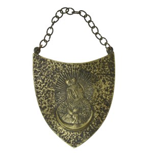 Neck guard depicting Our Lady of Ostra Brama, 1940s. By Chojnowski (431)