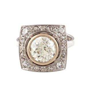 Diamond ring, second half of the 20th century