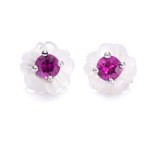 Flower-shaped earrings, early 21st century