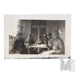 II RP Fotografia Oficerów Wojska Polskiego Przy Stole