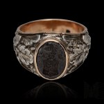 [SILVER] 19th century / Second Polish Republic: Prawdzic Coat-of-Arms Signet Ring, Early 19th-Century Stone, Pre-War Setting from Vilnius – Prawdzic Coat of Arms – Picheta and Pająk Family Collection
