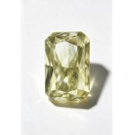 Natural Fancy Color Diamond, 0.28 ct, VS2. Gross price: approx. 14,000 PLN