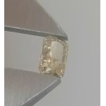 Diamant naturel Fancy Color de 0,28 ct, VS2. Prix brut : environ 14 000 zł