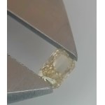 Diamant naturel Fancy Color de 0,28 ct, VS2. Prix brut : environ 14 000 zł