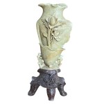 Indian vase made of two-tone soapstone