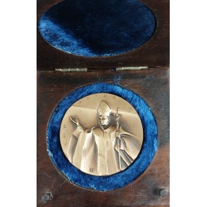 Medal. John Paul II. 1987. Ewa Olszewska Borys. With box
