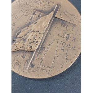 Medal. Fighting Poland. August 1, 1944 – October 2, 1944. Jac Mn, 1984.