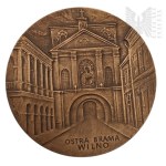 Commemorative Medal: The Gate of Dawn in Vilnius; Marshal Józef Piłsudski Resting at Wawel; His Heart in Vilnius; Rossa Cemetery