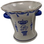 China - White Porcelain Vase in the English Style with a Pair of Soldiers and the Monogram "AF"