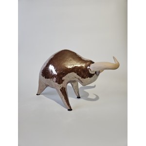 Aneta ŚLIWA (b. 1990), Golden Bull, 2024