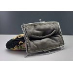 Sac à main original en tapisserie au petit point – Vintage des années 60