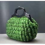 Iconic raffia-woven handbag with Bakelite handles - 1960s vintage