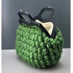 Iconic raffia-woven handbag with Bakelite handles - 1960s vintage
