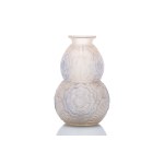 ART DECO OPALESCENT VASE WITH GEOMETRIC DECORATION | MÜLLER FRÈRES, LUNÉVILLE, FRANCE
