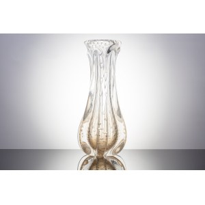JOSEF HOSPODKA (1923 - 1989) | ART GLASS VASE WITH CONTROLLED BUBBLE DECORATION (CZECH / BOHEMIAN)