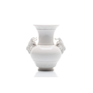 WHITE PORCELAIN VASE WITH KID HEADS (CRATER VASE) | KPM BERLIN (KÖNIGLICHE PORZELLAN-MANUFAKTUR BERLIN), GERMANY
