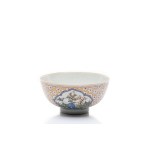 PORCELAIN FIGURAL BOWL IN CARTOUCHES "MILLEFLEUR & MEIREN" | CHINA (EXPORT PORCELAIN FOR WESTERN MARKET)
