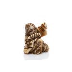 NETSUKE KATABORI "DANCER / SHŌJŌ" GYOKUYUKI 玉之 | JAPAN