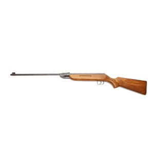 AIR RIFLE SLAVIA MODEL 620 IN ORIGINAL BOX | CZECH ZBROJOVKA UHERSKÝ BROD (ČZ)