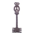 MONUMENTAL FORGED CASTLE / GATE KEY WITH PIERCED BOW | GUILD / ARTISTIC LOCKSMITH (CENTRAL EUROPEAN PROVENANCE)